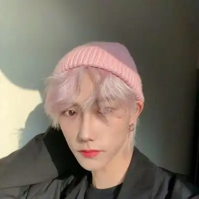 qq超拽男生头像霸气范2020 不是所有搞笑的人都很开心