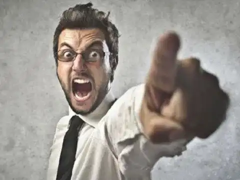 梦见和爸爸生气