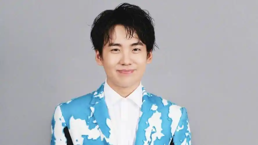 孟鹤堂的八字(郭麒麟生日,搭档阎鹤祥回忆往昔,与郭麒麟一起走过的第