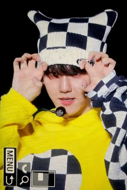 今天第一次来的?包括exo演唱会在内今天第一次来看演唱会的人?