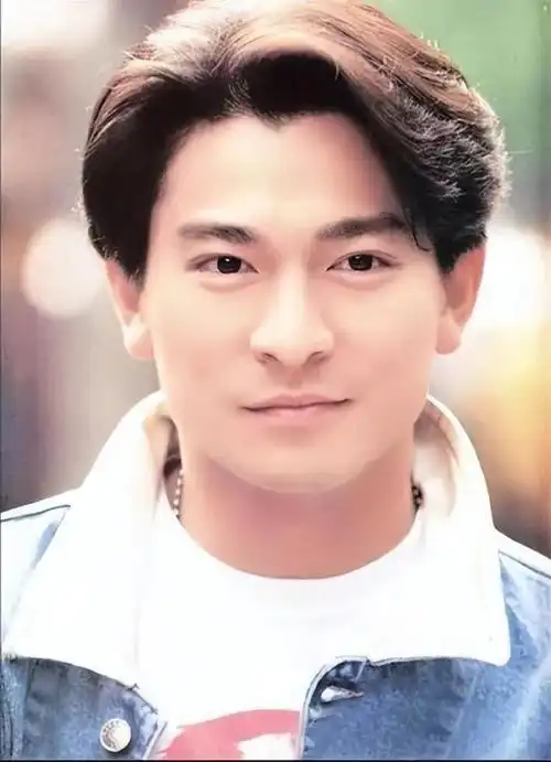 回顾:香港6位男演员,岁月不饶人,曾英俊小伙子如今都成老爷爷