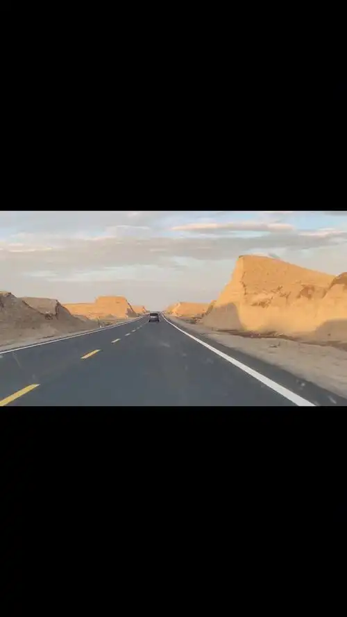 晚上20.35分拍摄315国道无人区