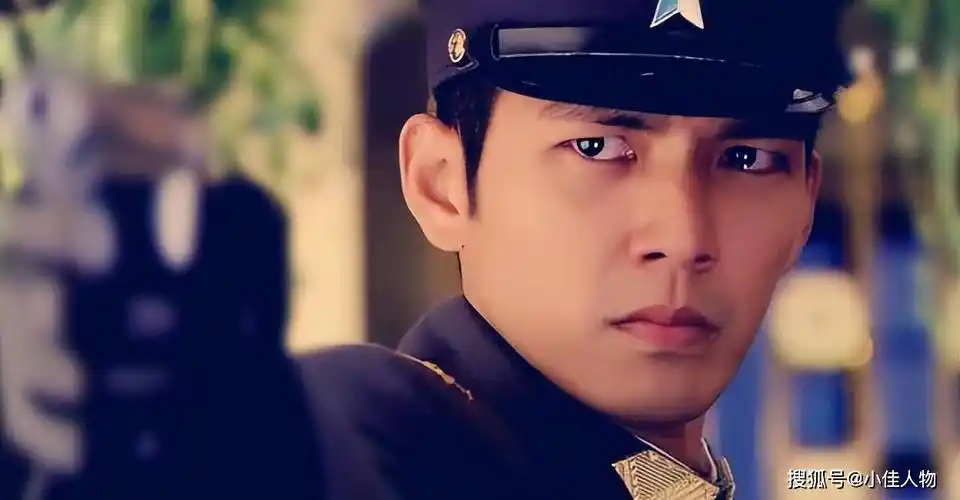 事实证明,"逐渐消失"的钟汉良,已经在另一个圈子里红得发紫