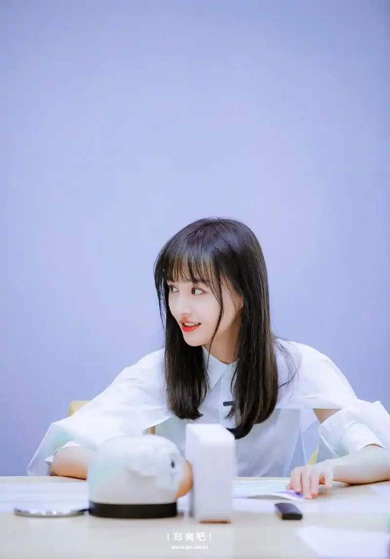 郑爽回应《恋爱脑》收官 关于恋爱脑,她说:"我觉得每个人对这个词有不