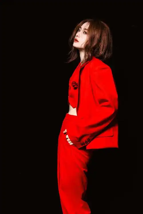 喻言_yuyan喻言_yuyan(合照下次见)08喻室出图08@喻言yuyan工作室