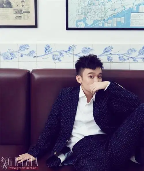 你爱的样子他都有 董子健男友风大片