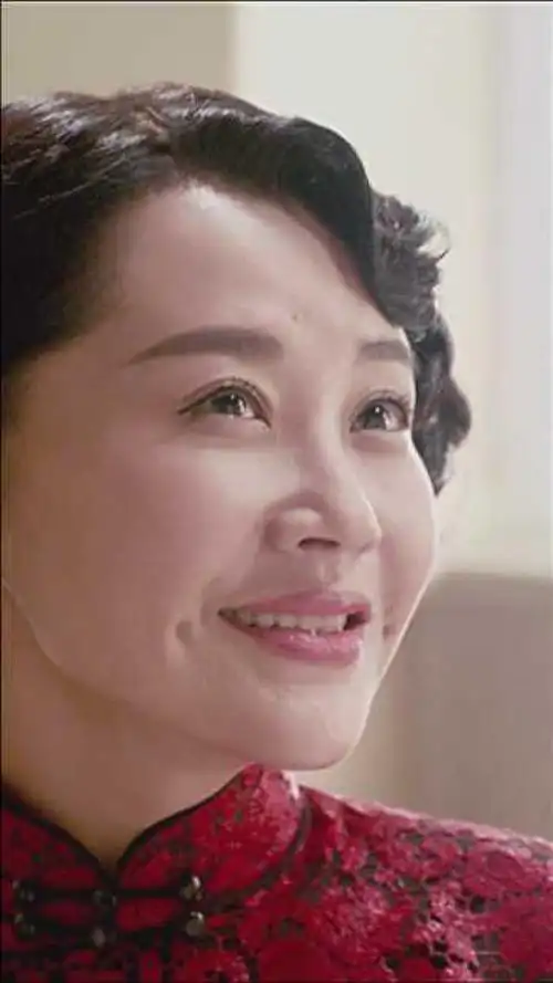 许晴生于北京中国女演员1988年考入北京电影学院表演系本科班