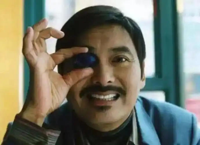 【夜读】周润发:人活到极致,一定是素与简