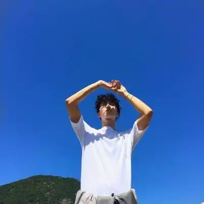 蓝色头像男生高清图片 蓝色系帅气有个性 - 男生头像 - 潮人个性网