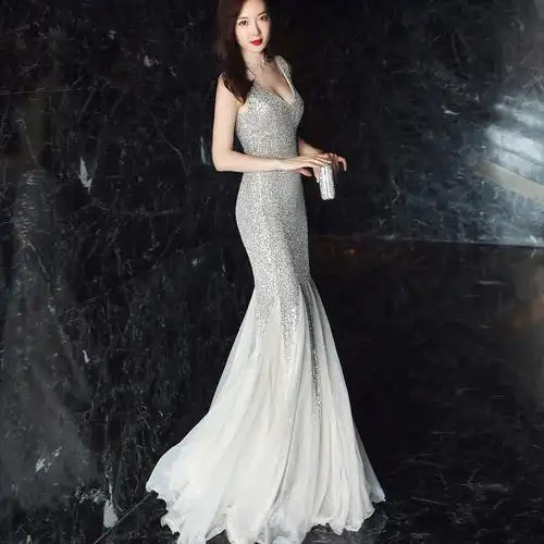 网站地图 女装 婚纱 黑色婚纱 > 黑色婚纱晚礼服 共1827 件黑色婚纱晚