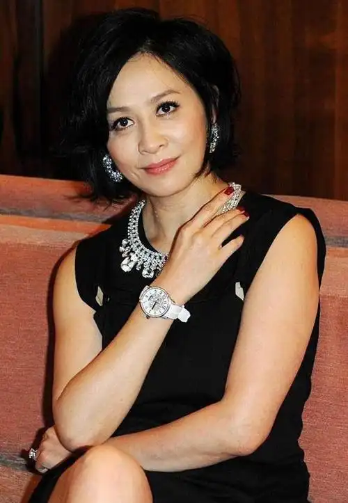 刘嘉玲崩溃,当初绑架照片遭泄露!