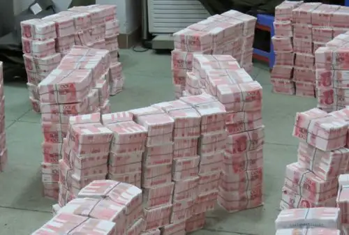 揭阳5市公安机关对"飓风31号"专案假币案件成功收网,共缴获假人民币2