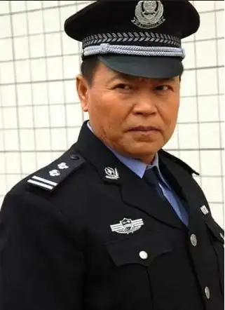 同年,参演电视剧《反黑使命》,饰牛明;同年,参演电视剧《虎胆雷霆》.