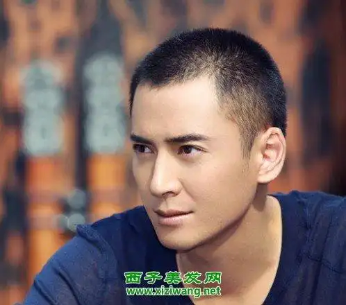 男生帅气平头发型 2013最好看平头