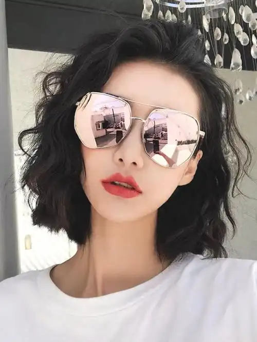 超a复古港风卷发短发女生这样烫太气质啦,卷发图片,发型图片