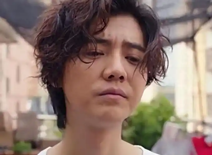 33岁的鹿晗这一次又给娱乐圈好好的上了一课