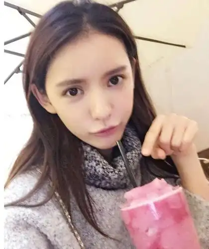 王思聪历任女友合集你最喜欢哪个人气最高的居然是第八任