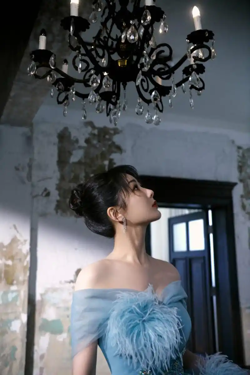 杨紫高清壁纸头像无水印(十)[温暖]