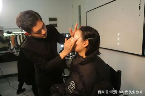 初学者学化妆,如何打造小清新裸妆感?