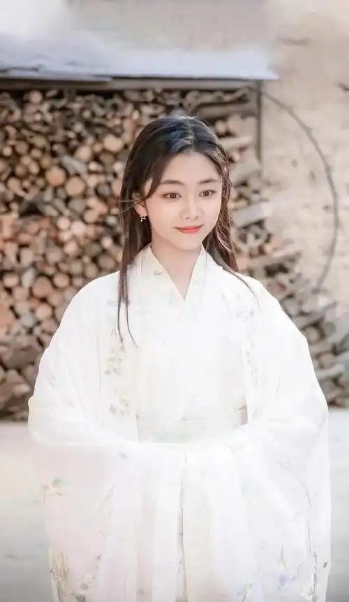 谭松韵古装照片你就说有没有美到你