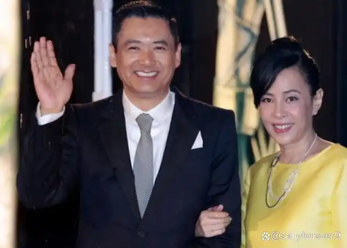 周润发靠一招追到发嫂,结婚35年成最强模范夫妇