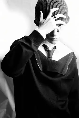 易烊千玺 x 时尚cosmo11月刊