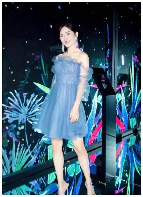 谢娜产后胆子越发大了,宁愿摔跤都要穿"沙漏鞋",张杰不管管?