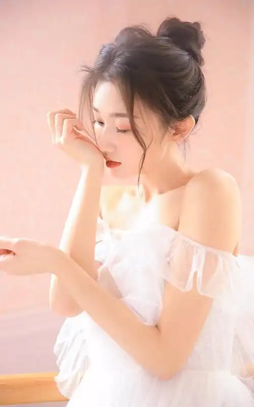 这小姐姐皮肤好不好