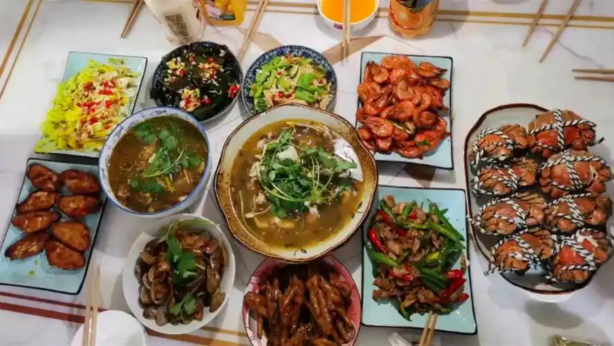 简单的家庭晚餐(家庭晚餐食谱大全)