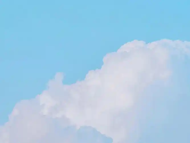 治愈系背景图云朵