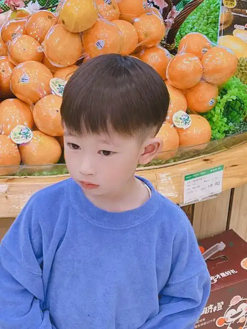 男童夏日发型简单清爽又好看