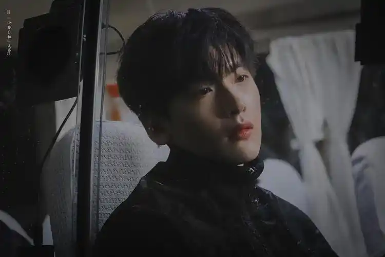 周末安利|新人演员歌手 翟潇闻