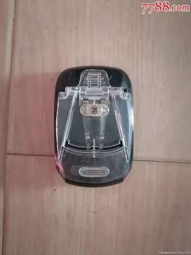 老式电池充电器