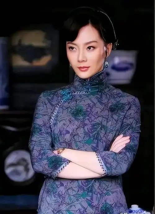 服装 旗袍 唐装 640_879 竖版 竖屏