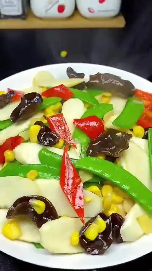 脆嫩可口的家庭小炒简单有营养