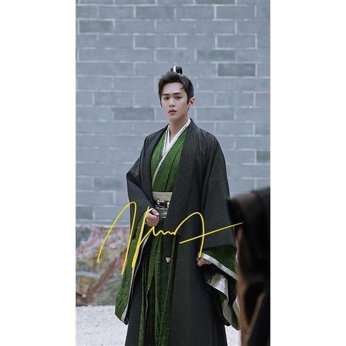 6寸    张若昀       亲笔签名照片1         号