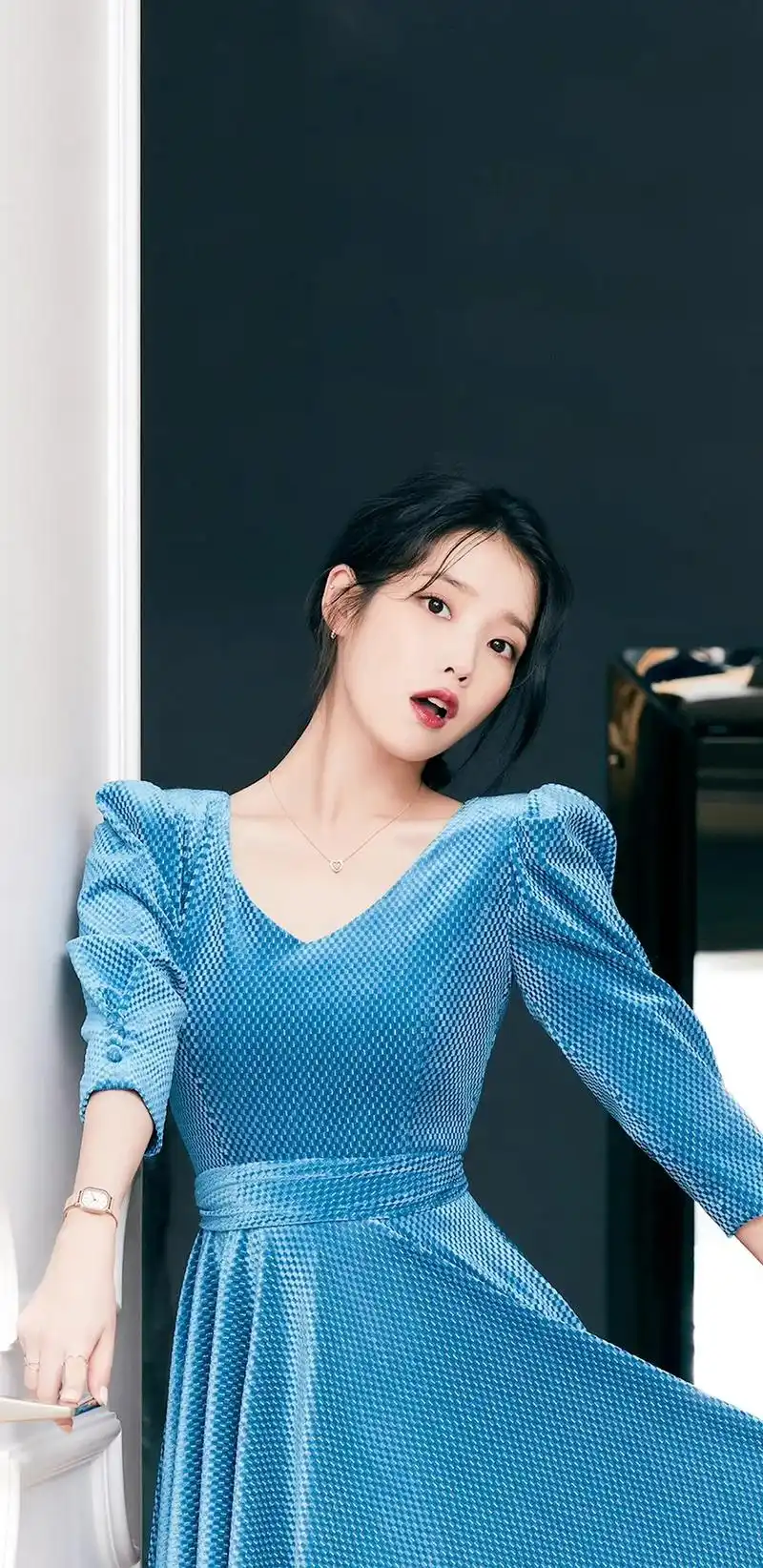 iu 还有iu的#壁纸 分享下吗#李知恩 #iu李知恩  - 抖音