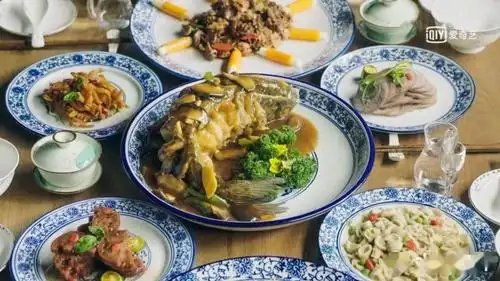 《什刹海》里的一桌国宴宫廷菜到底啥标准?多少钱能吃得起?