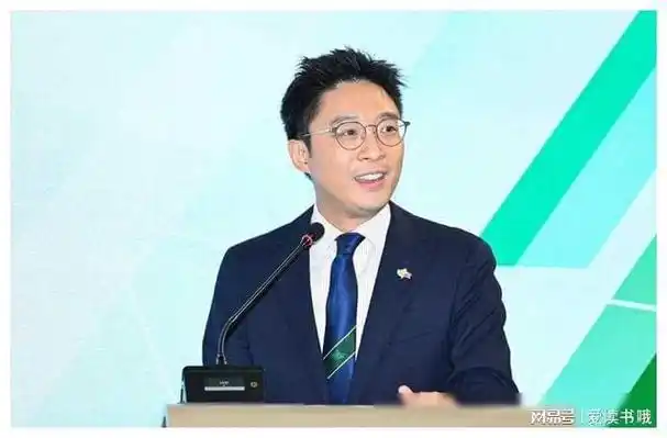 霍启山与母亮相避港姐合照朱玲玲急盼儿成婚