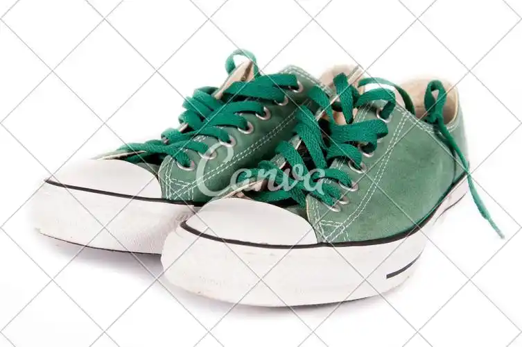 绿色鞋子抠图帆布鞋白色背景复古风格摄影时尚一对图片