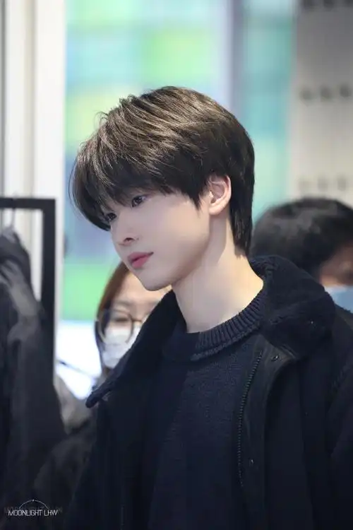 正能量偶像连淮伟