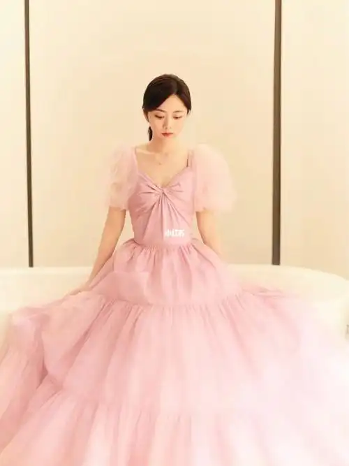 自由行热门攻略_彩妆_晚宴_谭松韵_龙凤褂_泉州婚纱_婚嫁_婚礼造型