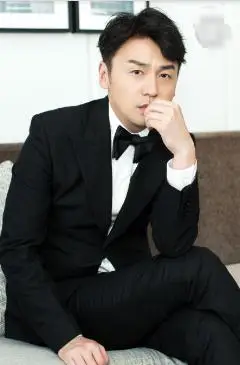 雷佳音身高186,一个被演员耽误的模特|雷佳音|男明星|模特_新浪新闻