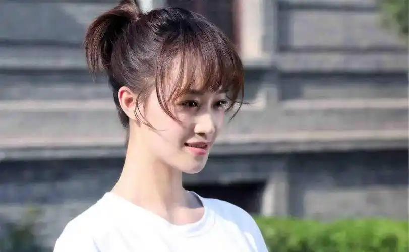 "冯女郎"蓝盈莹:身为一番女主讨论度却不如女配,大红真的靠命