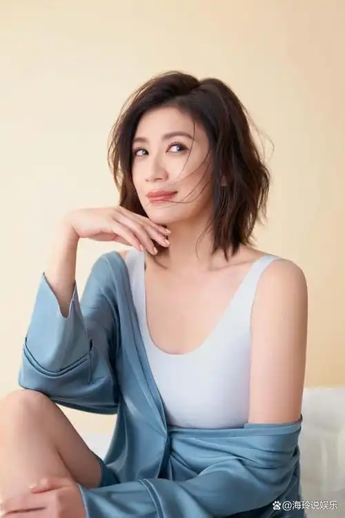 颜丹晨的颜值在娱乐圈里面,就算是美女如云的明星女神榜上,她都可以算