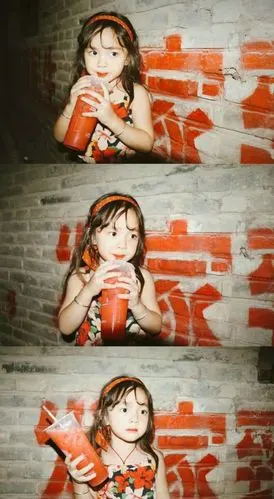 小萝莉拼接壁纸_可爱图片_我要个性网