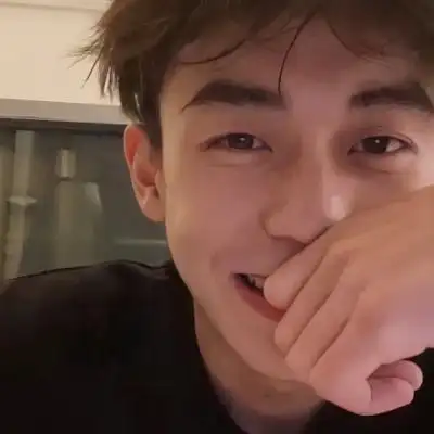 小众高颜值的超清怼脸拍男生头像