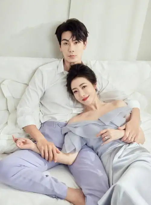 "千年女配"陈紫函,从"宠儿"到"弃儿",一手好牌打得稀烂