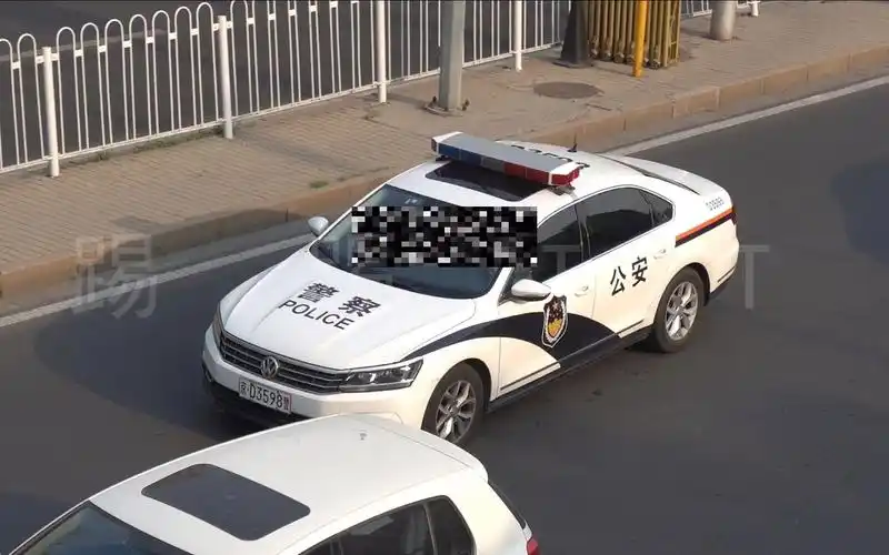 【出警】北京及河南警方多种警车code 2闪灯出警瞬间#po2023-2