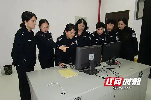 株洲市看守所女子管教大队高墙内的铿锵玫瑰别样红